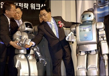 科技时代_韩起草机器人道德宪章 防人与机器人相互虐待