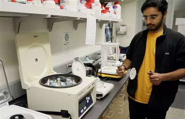 斯坦福大学开发出诊断疟疾的3D打印医疗设备