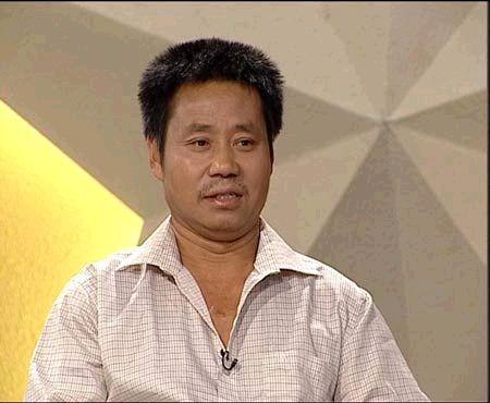 CCTV新闻会客厅：我造了26个机器人(组图)