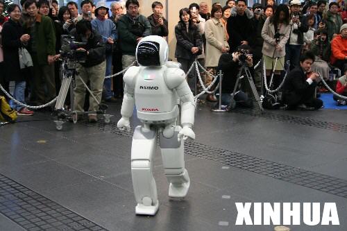 科技时代_美国成功研制利用脑电波控制的机器人(组图)