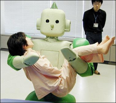 日本开发出护理老人机器人有听觉嗅觉能力