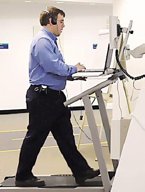 美推出减肥办公桌1年可减30公斤体重(图)