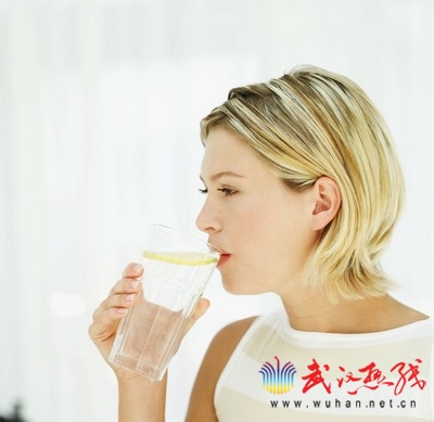 水烧开不能立刻喝？十个夺命的喝水坏习惯