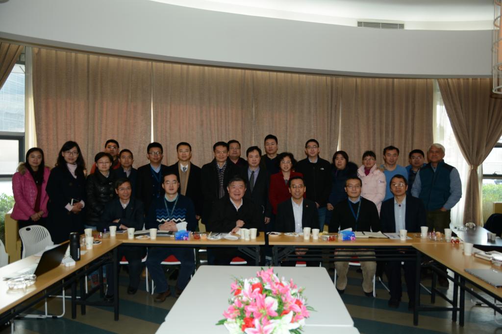 系统生物医学研究院举行教授头脑风暴会