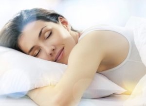 新发现：无需药物，大脑即可调控睡眠质量