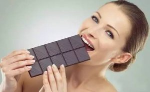 巧克力与大脑健康：适量食用或可增强记忆力