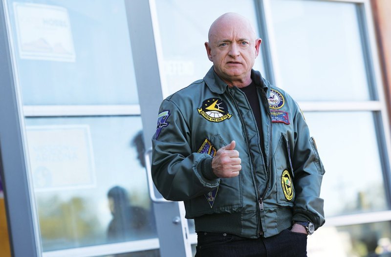 <b>前宇航员参议员凯利：科学投资关乎美国未来</b>